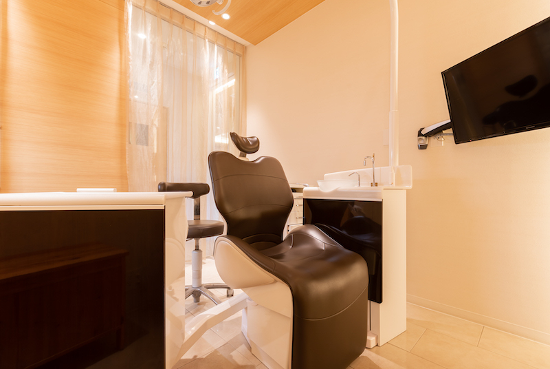 マウスピース矯正の利点